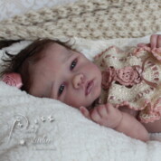 Amelie Rose